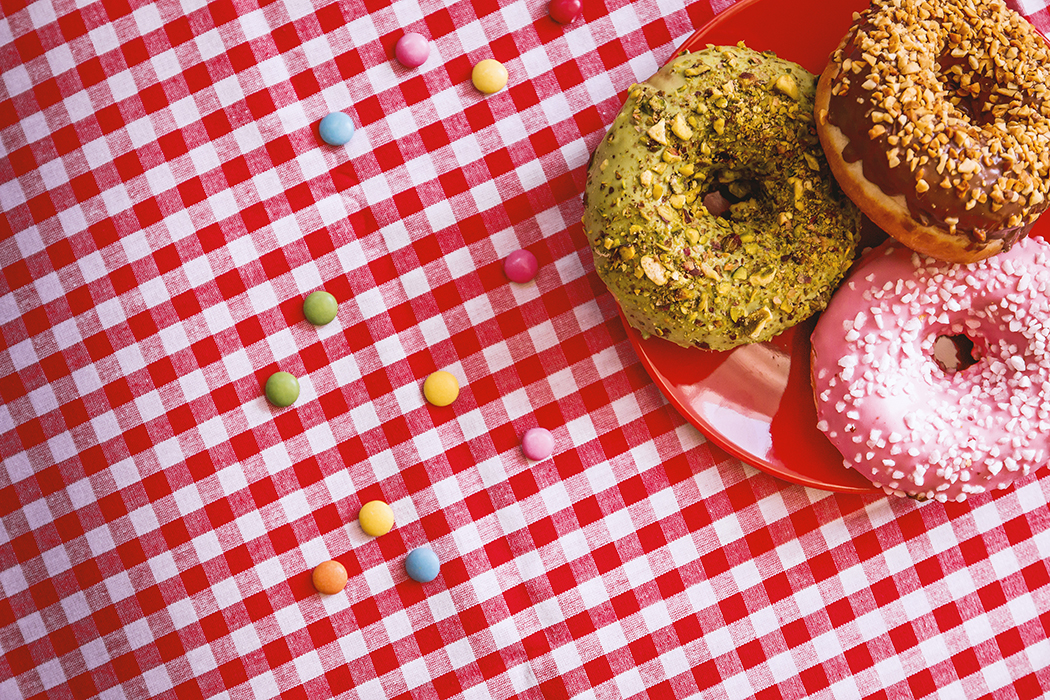 Estudio revela presencia de nanopartículas en los dulces