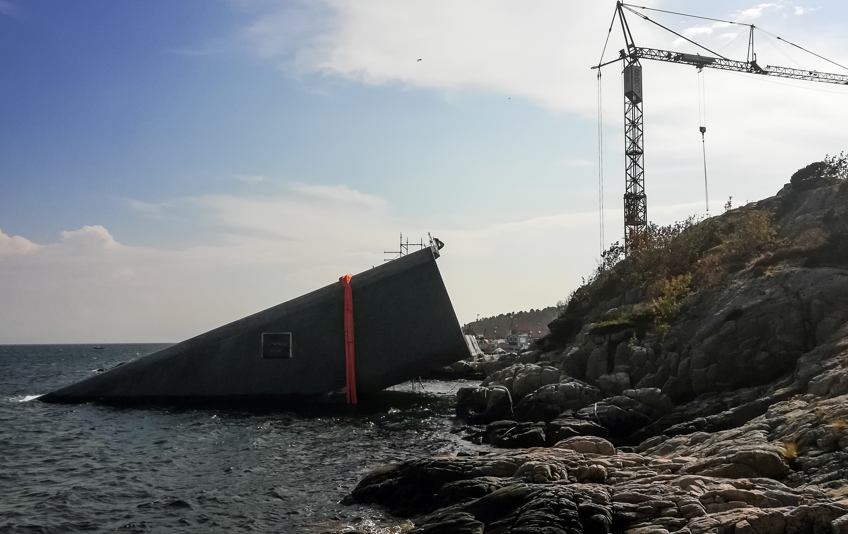 Nuevo sistema submarino genera electricidad con agua de mar