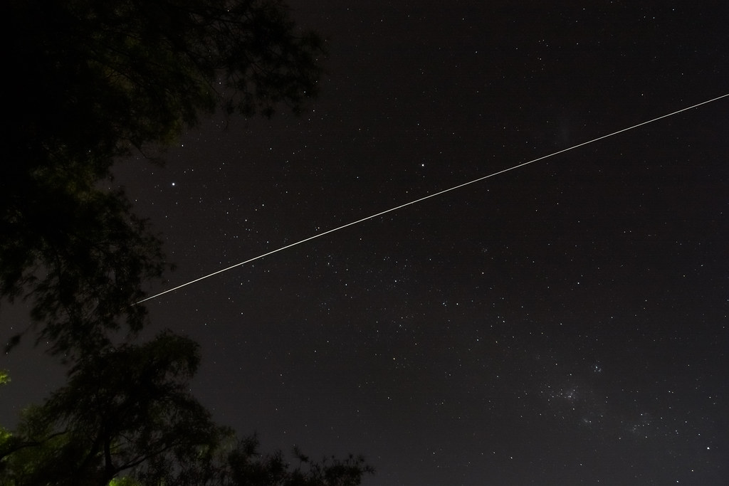 La EEI hace maniobra no planificada para evitar impacto con basura espacial