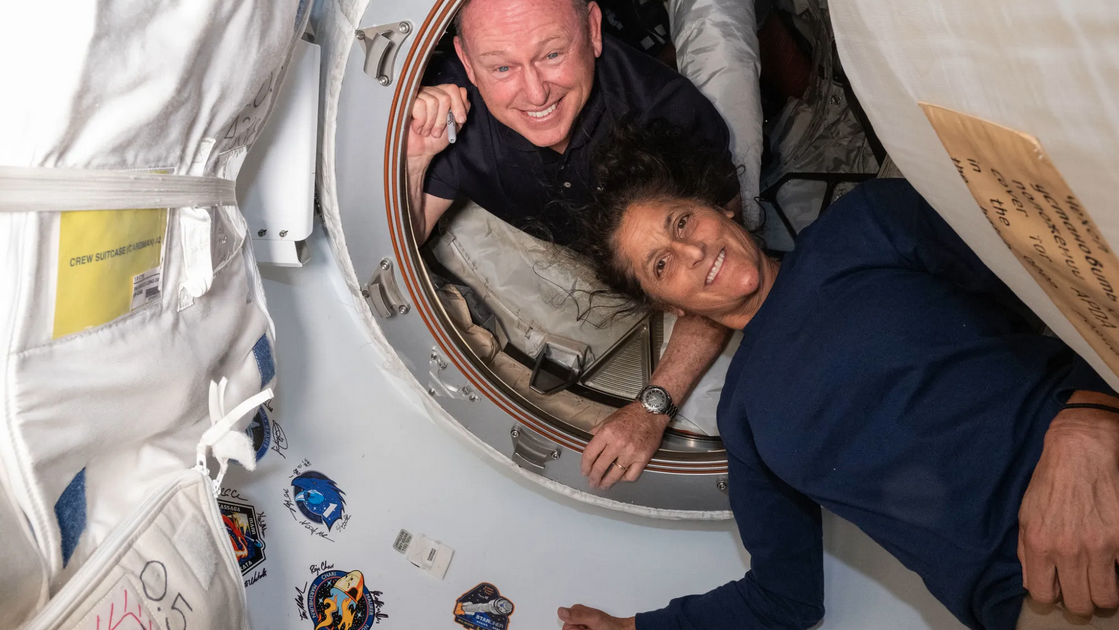 Astronautas de la NASA regresan a la Tierra después de una misión de nueve meses
