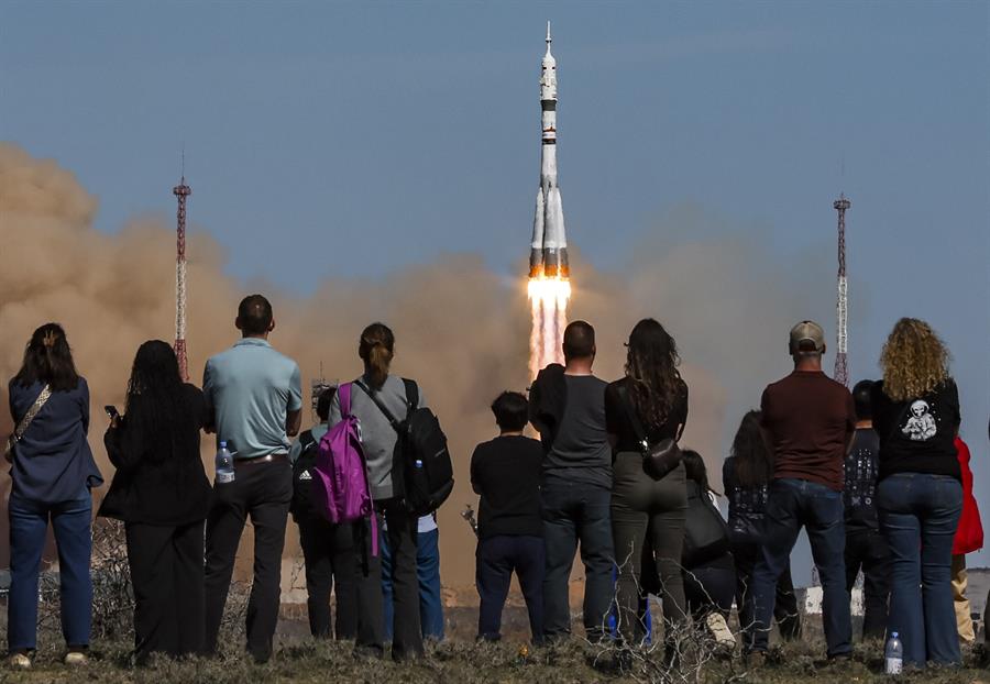 Shubhanshu Shukla será el primer astronauta indio en visitar la EEI