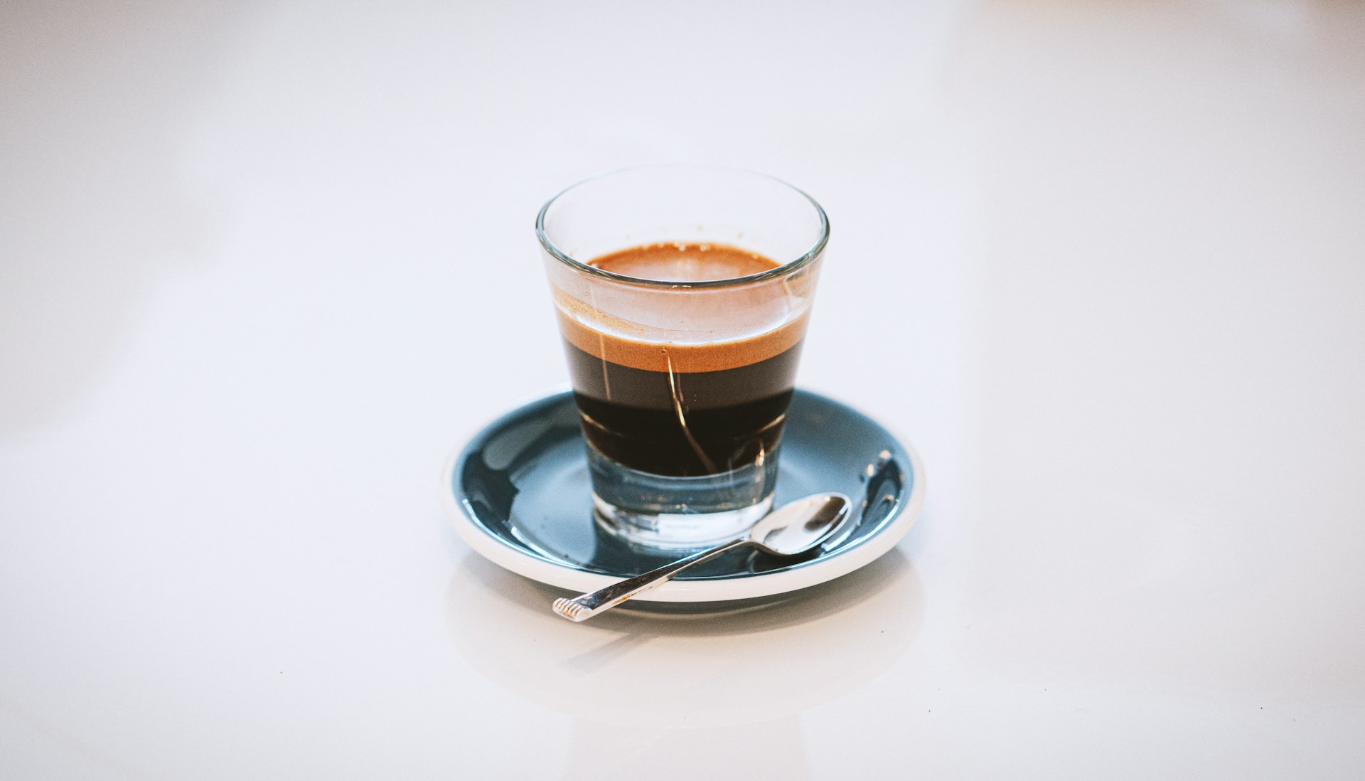 Café y té podrían proteger el cerebro