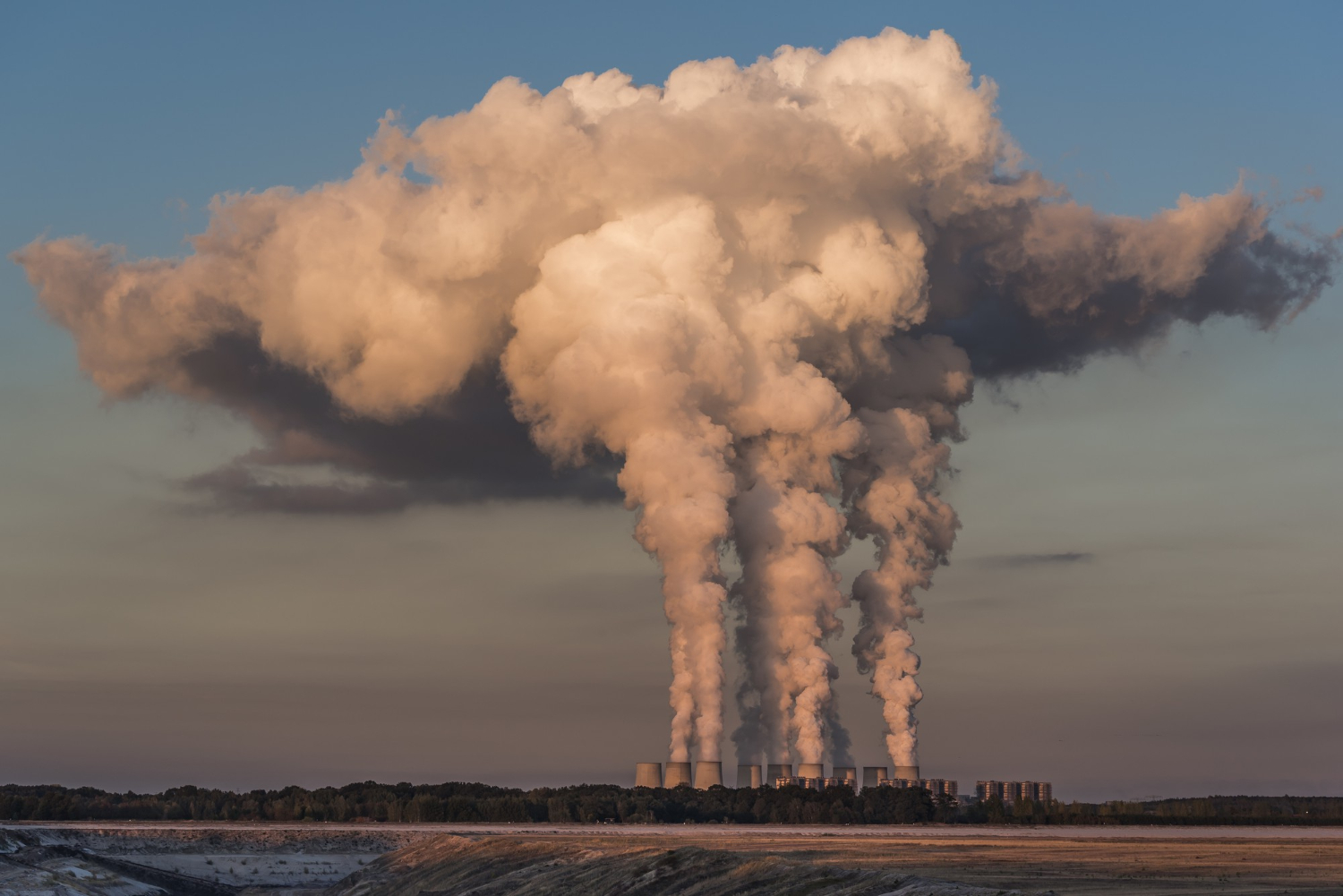 Estudios señalan posible conexión entre la contaminación y el Alzheimer