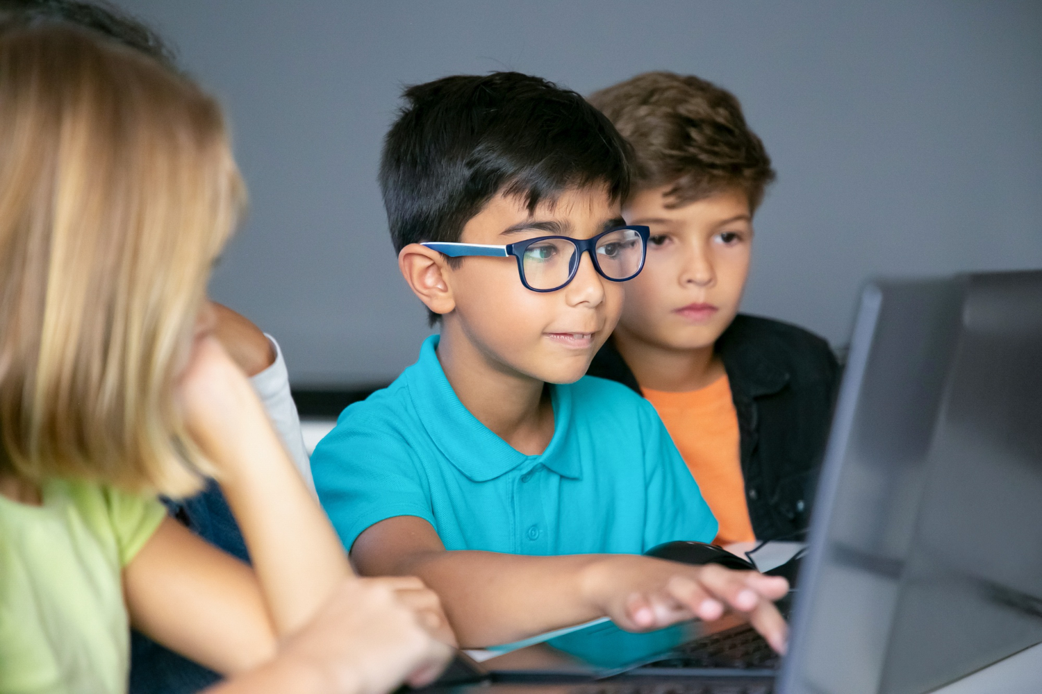 Computadores impulsan educación digital en Colombia