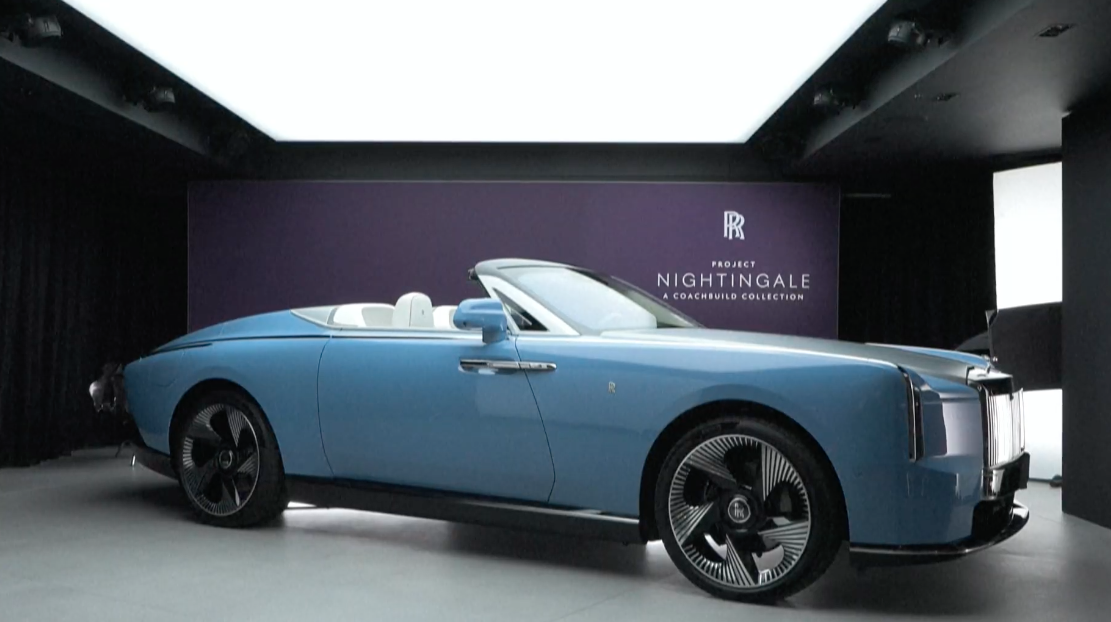 Rolls-Royce lanzará colección limitada de autos eléctricos